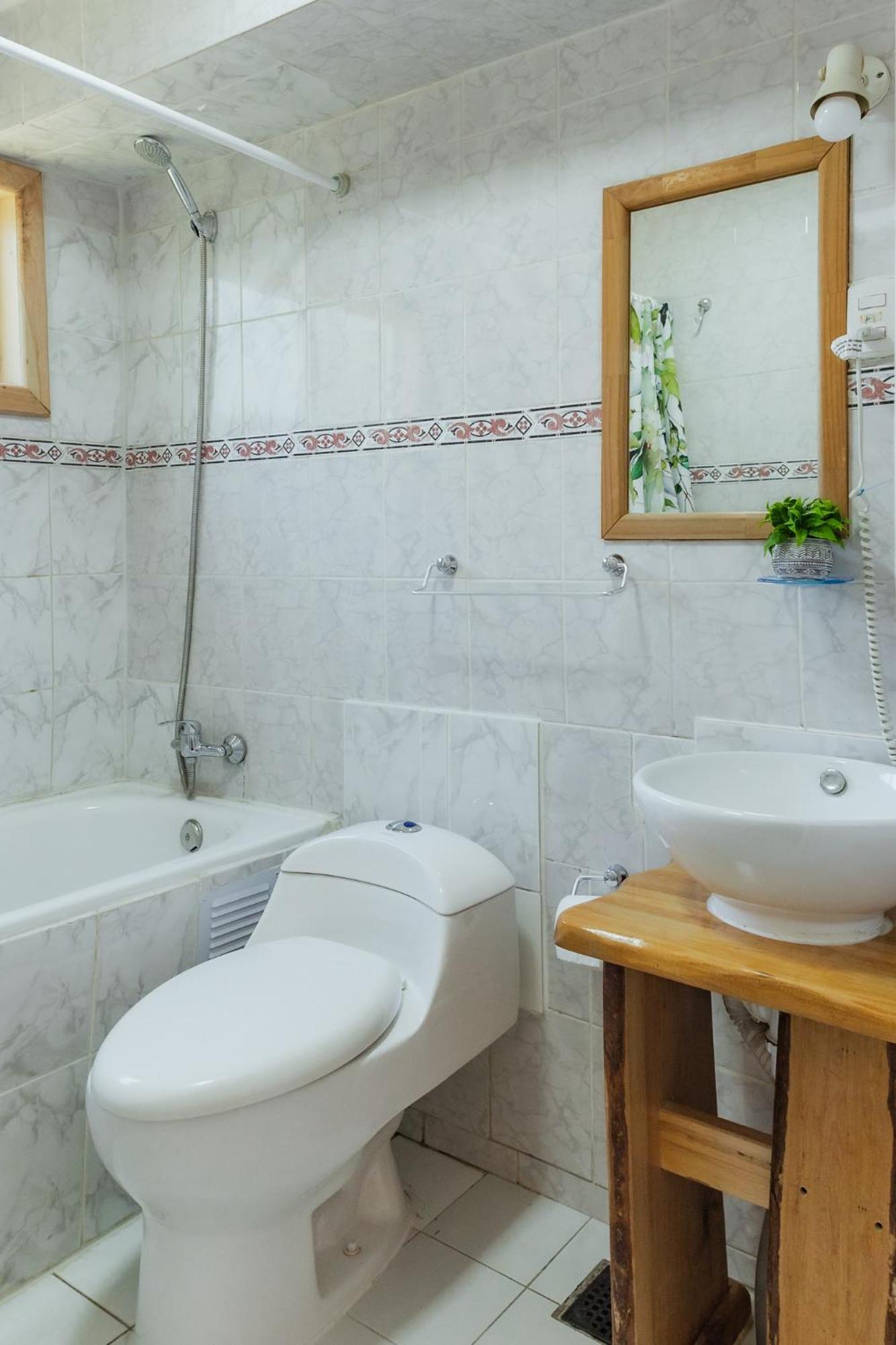 Hostal Viento Sur Coyhaique Esterno foto