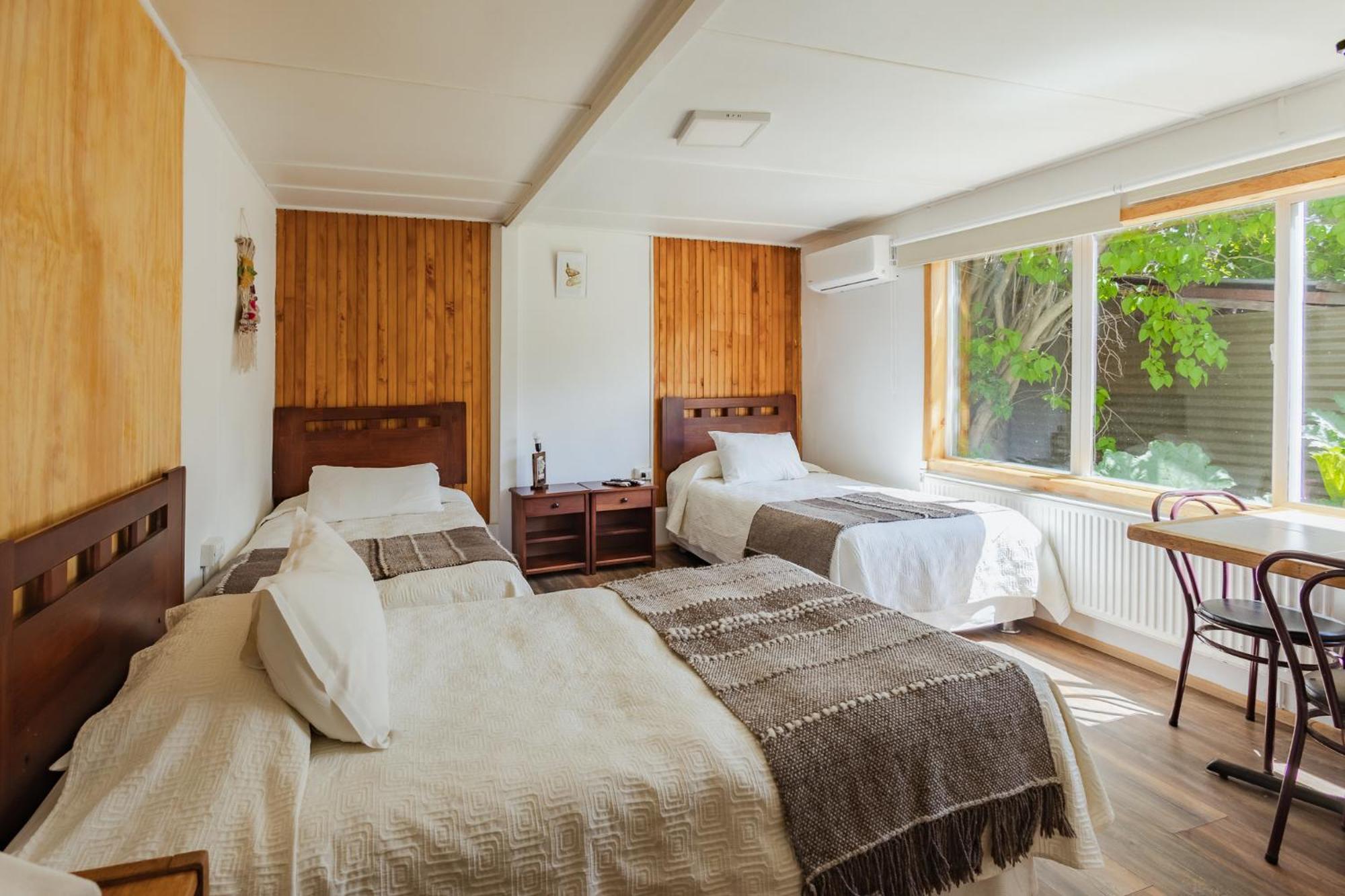 Hostal Viento Sur Coyhaique Esterno foto