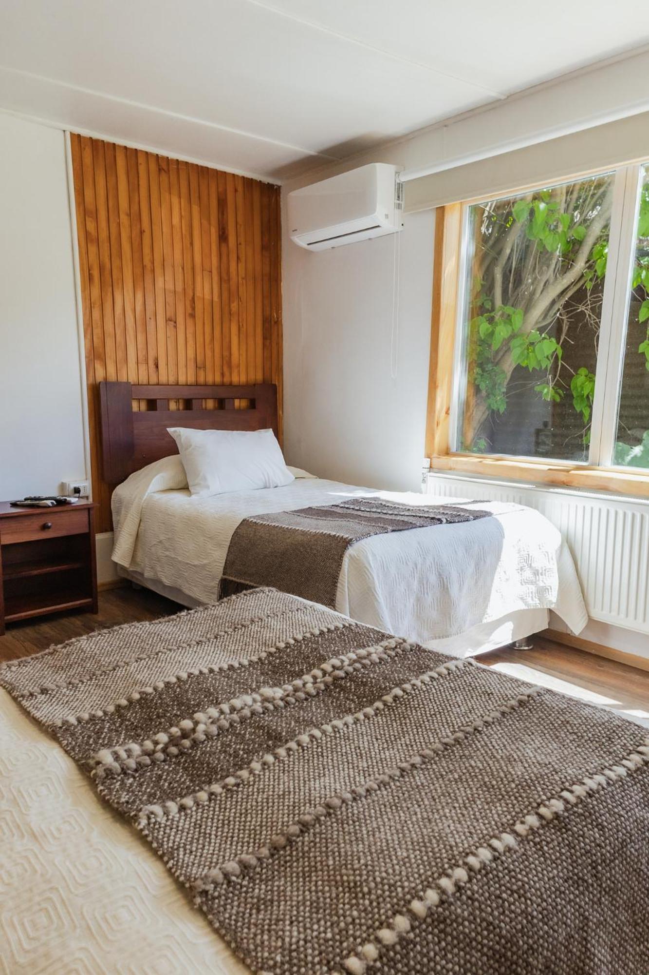 Hostal Viento Sur Coyhaique Esterno foto